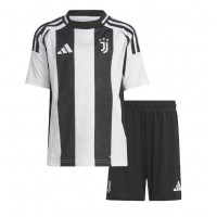 Juventus Domáci Detský futbalový dres 2024-25 Krátky Rukáv (+ trenírky)